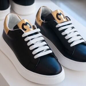 D.M  2040   Nero/Gold